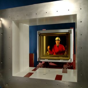 Services | Radiation Shielding Windows | Corning